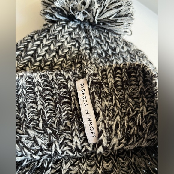 Women’s Rebecca Minkoff Marled 2 Beanie Hat and Arm Warmer 2pc Set Black Knitted - Picture 9 of 9